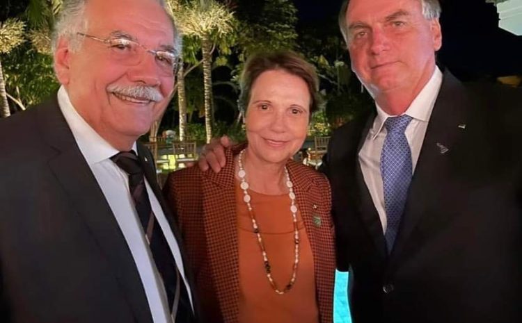  Bolsonaro prestigia encontro do PP, novo partido de Ovando e Tereza