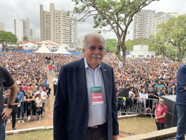 Dr. Luiz Ovando é destaque na Marcha para Jesus em Campo Grande e na Defesa da Infância no Brasil