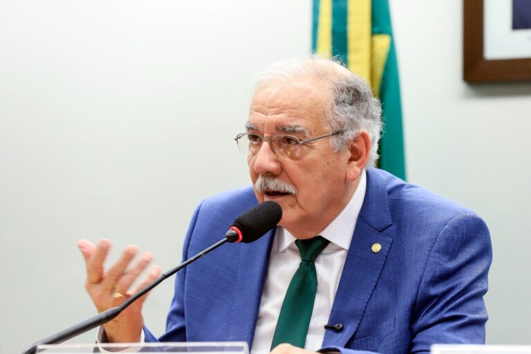 Deputado Dr. Luiz Ovando preside audiência pública sobre a importância da atividade física para a saúde do idoso